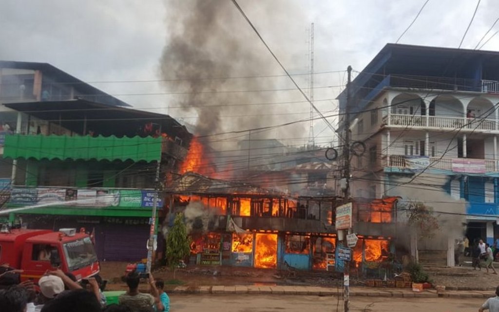 बोरा सङ्कलन केन्द्रमा आगलागी