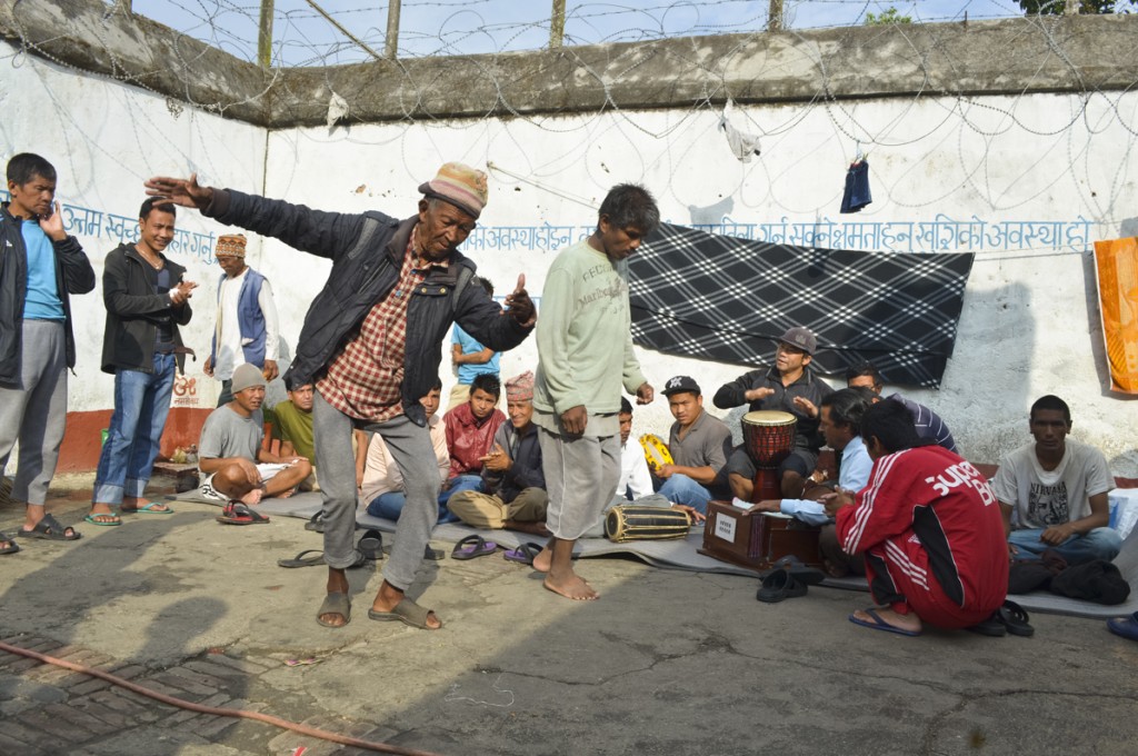 कोरोना भाइरसको त्रासले कैदीहरुलाई रिहा गरिने