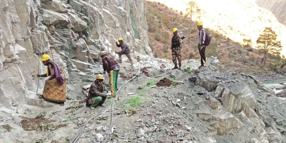 बन्दाबन्दीकै बीच कर्णाली करिडोरको काम पुनः सुरु