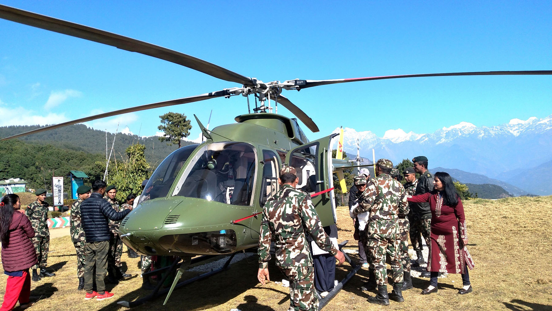 कालापानीमा नेपाली सेनाको हेलिकप्टर जाँदै