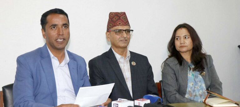 सुकुम्बासी समस्यामा सरकारको रवैयाप्रति प्रमुख विपक्षी दलहरूको सामूहिक आपत्ति