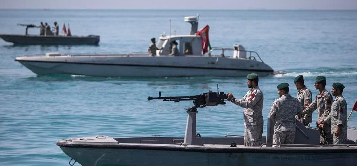 युद्धविराम लम्ब्याएको भोलिपल्टै होर्मुज जलमार्गमा तनाव: इरानद्वारा तीन जहाजमाथि आक्रमण, दुई जहाज नियन्त्रणमा