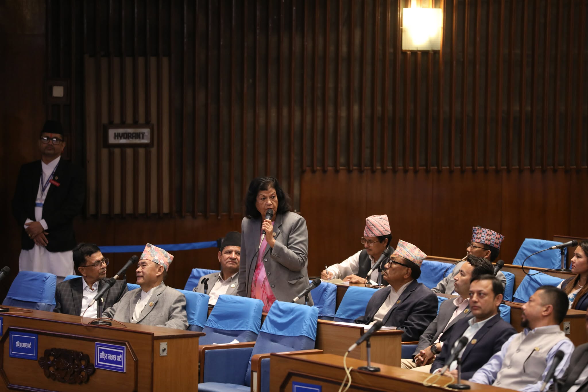 खाली कागजमा सही गर्ने सांसदलाई राप्रपा सांसद कार्कीले धिक्कारिन्