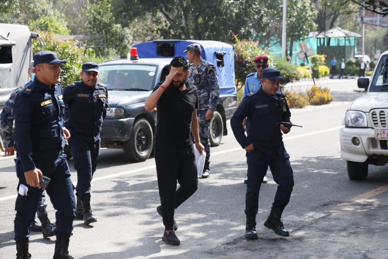 रवि लामिछाने सिंहदरबारमा