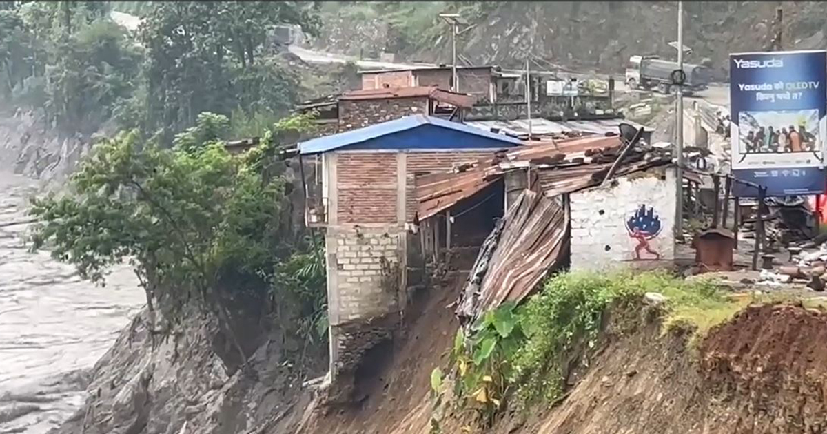 त्रिशूलीमा बाढी : धादिङमा आज बिहान ४ घर बगायो