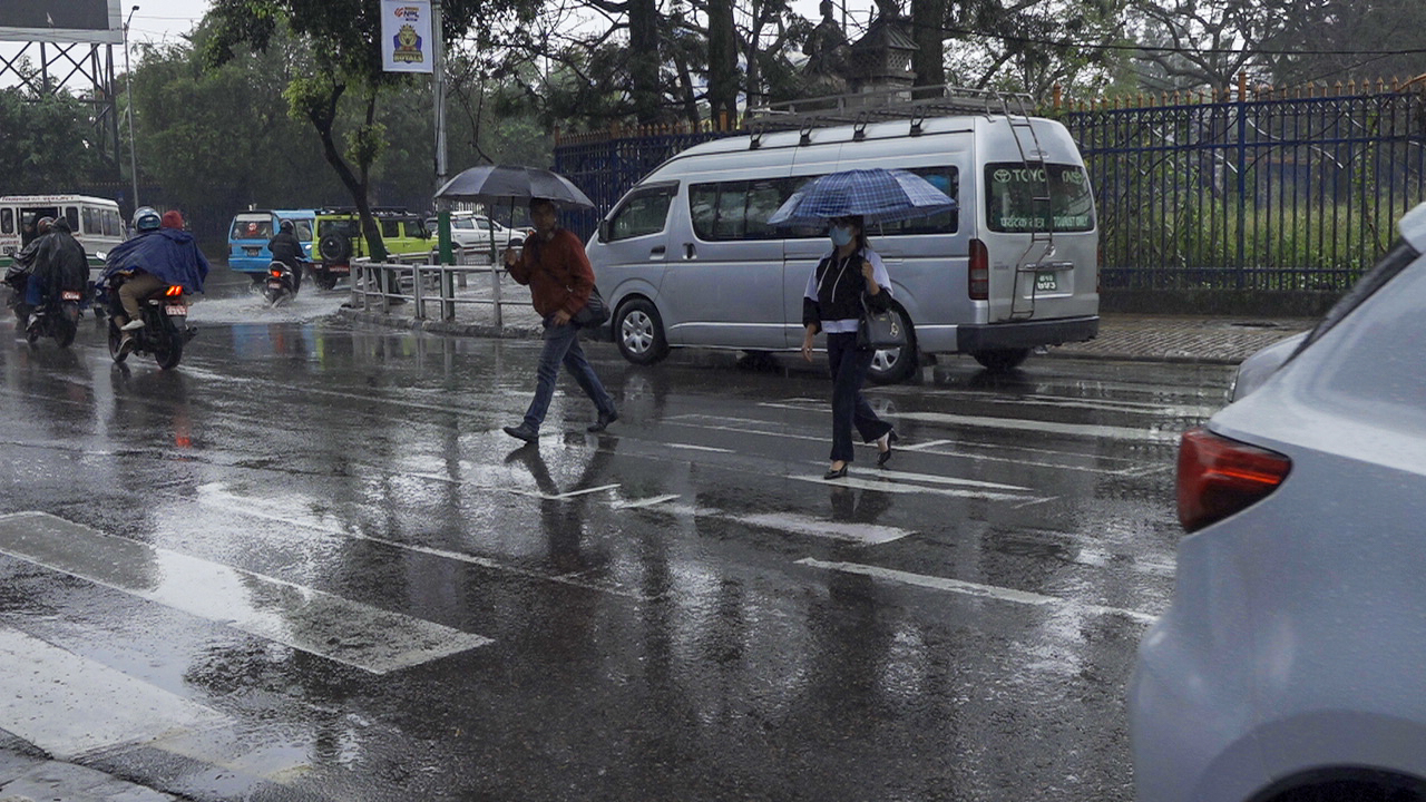 विभिन्न जिल्लामा भारी वर्षा