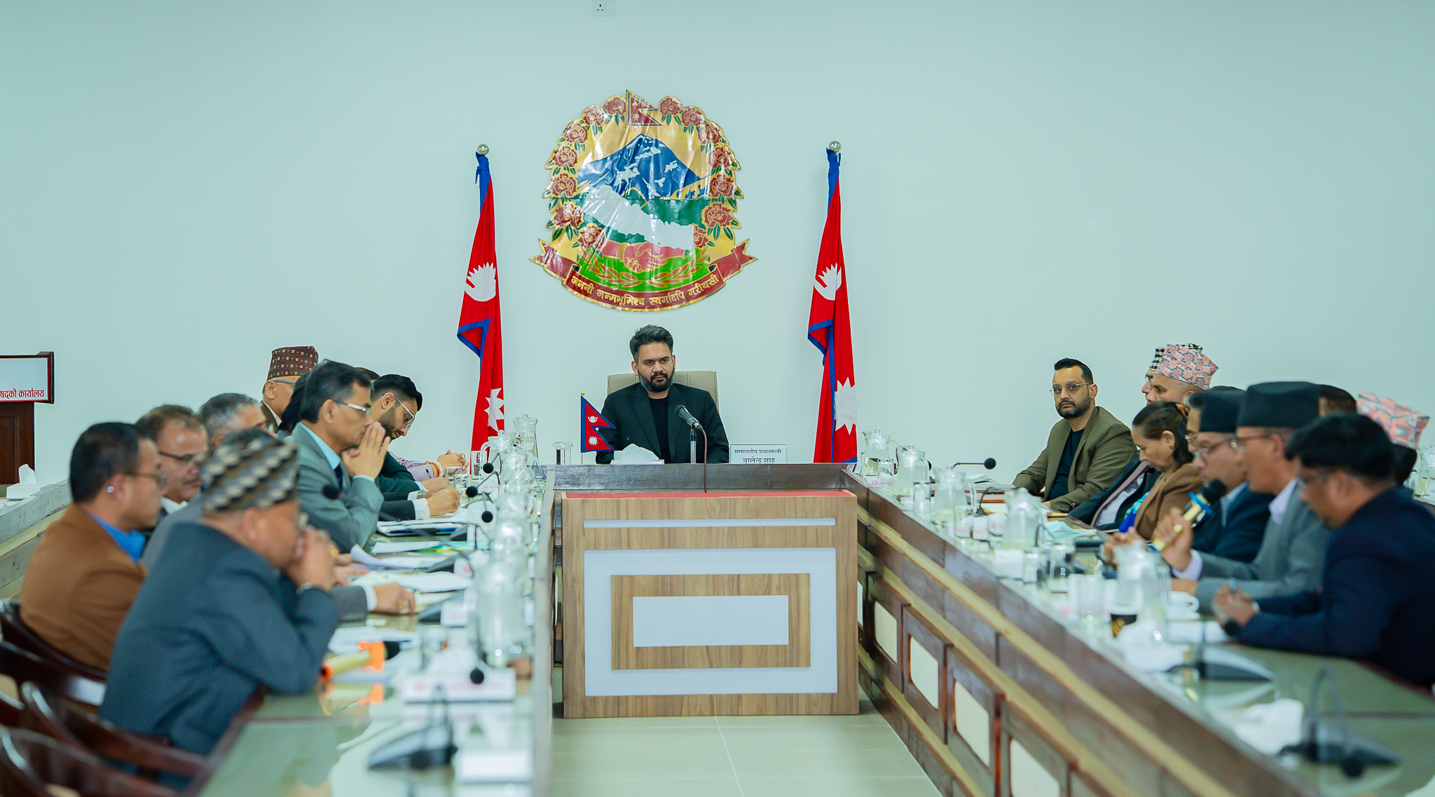 उपकुलपतिहरूलाई प्रधानमन्त्रीको निर्देशन-विद्यार्थी र कर्मचारीका संगठन हटाउनू