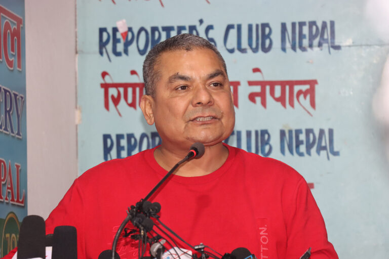 दुर्गा प्रसार्ईं थुनामुक्त