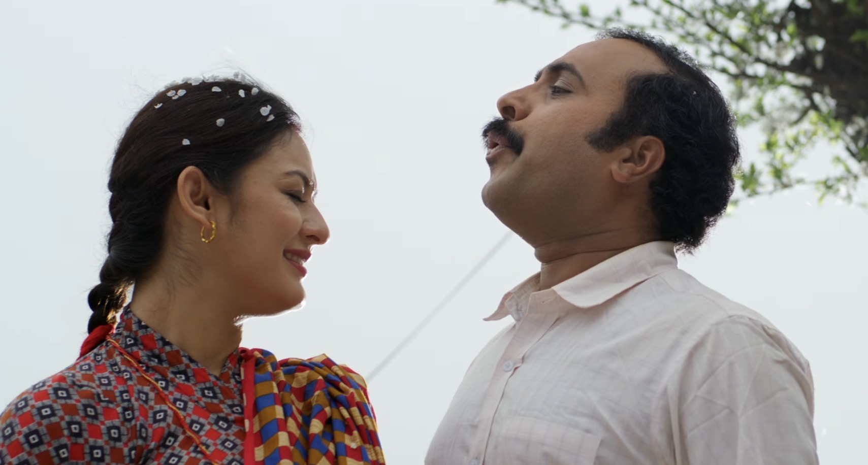 रामकृष्ण ढकाल निर्मित ‘मालती मंगले’को शीर्ष गीत ‘सुनैको सपनी’ सार्वजनिक