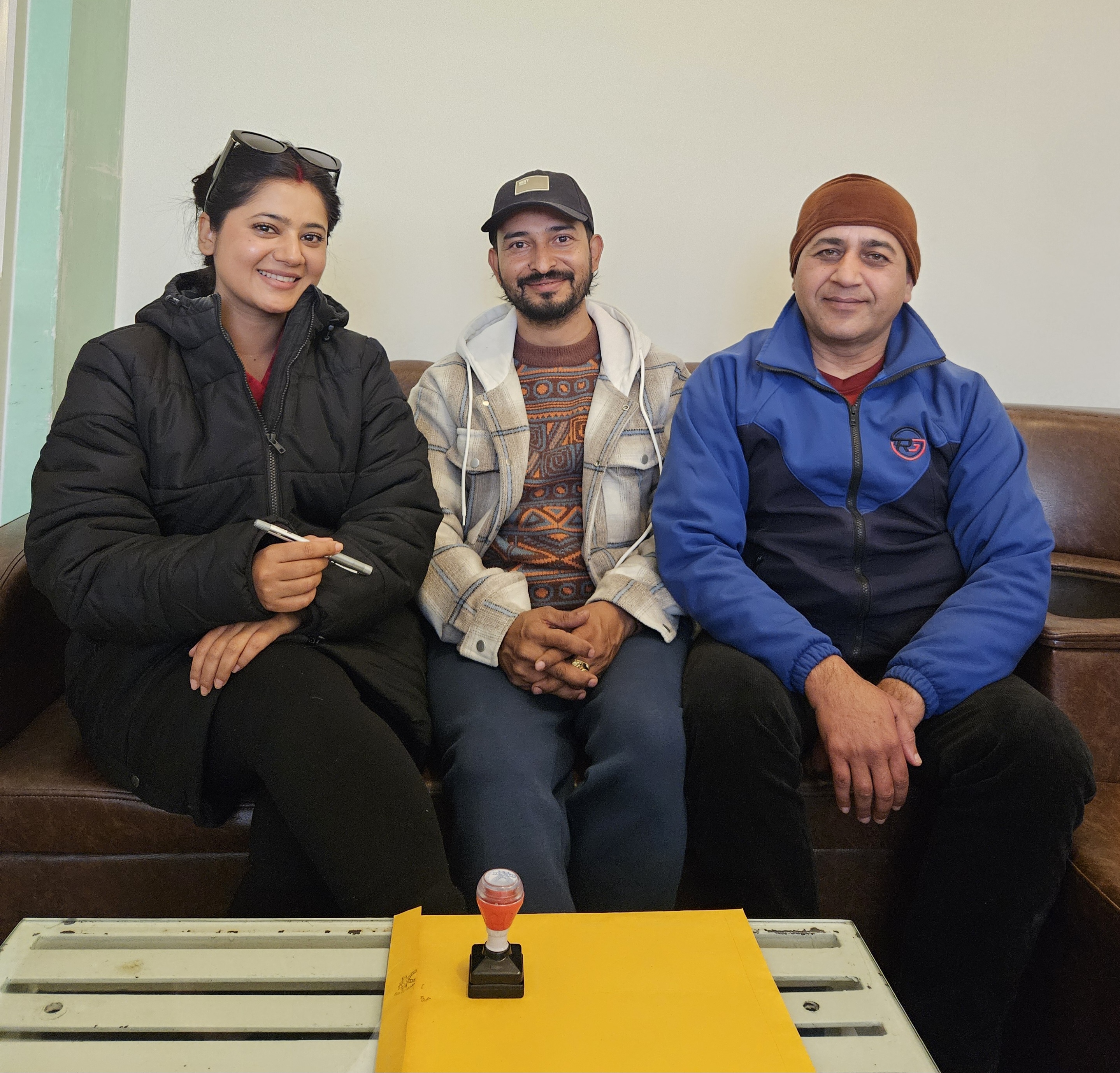 केकी र सुलक्षणले घोषणा गरे ‘पेट्रोल पम्प’