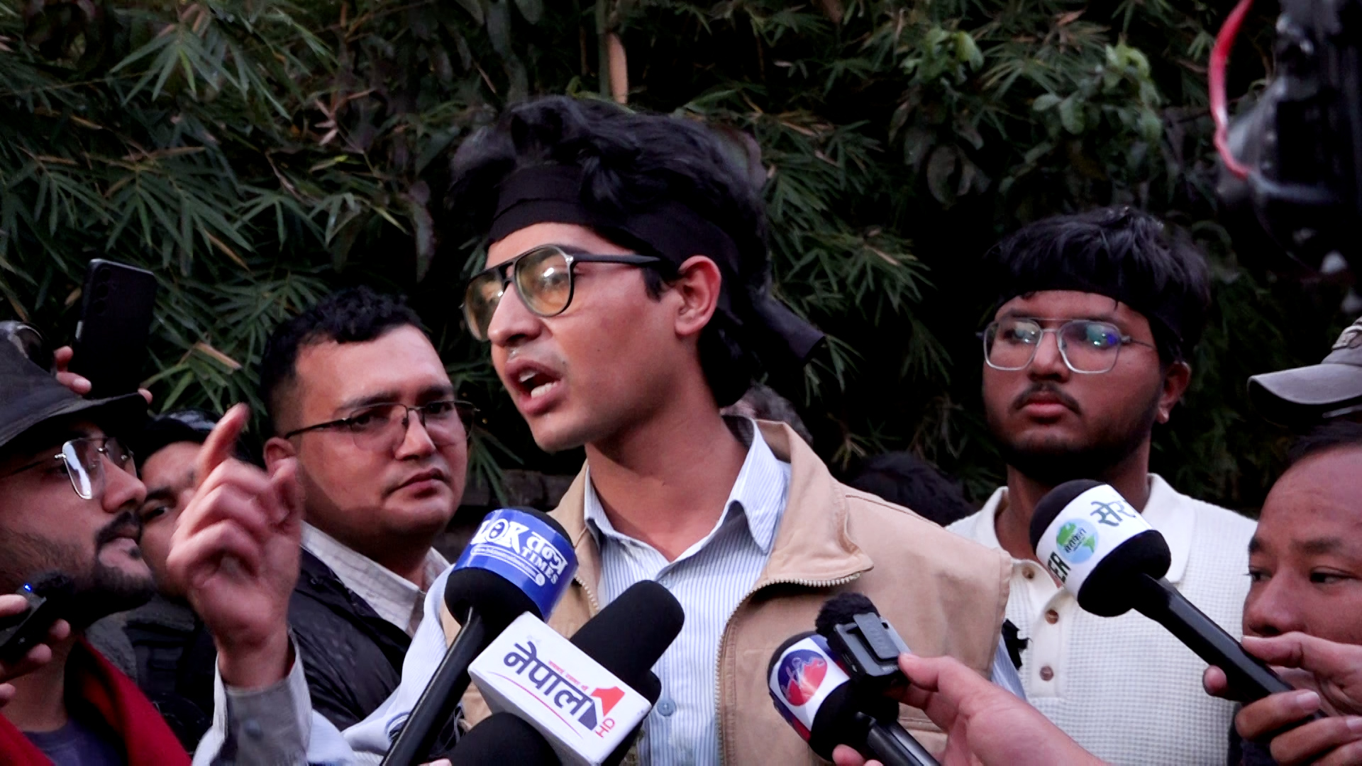 संविधान संशोधन गर्न सकिँदैन भने प्रधानमन्त्रीले राजीनामा दिए हुन्छ :  मिराज ढुंगाना