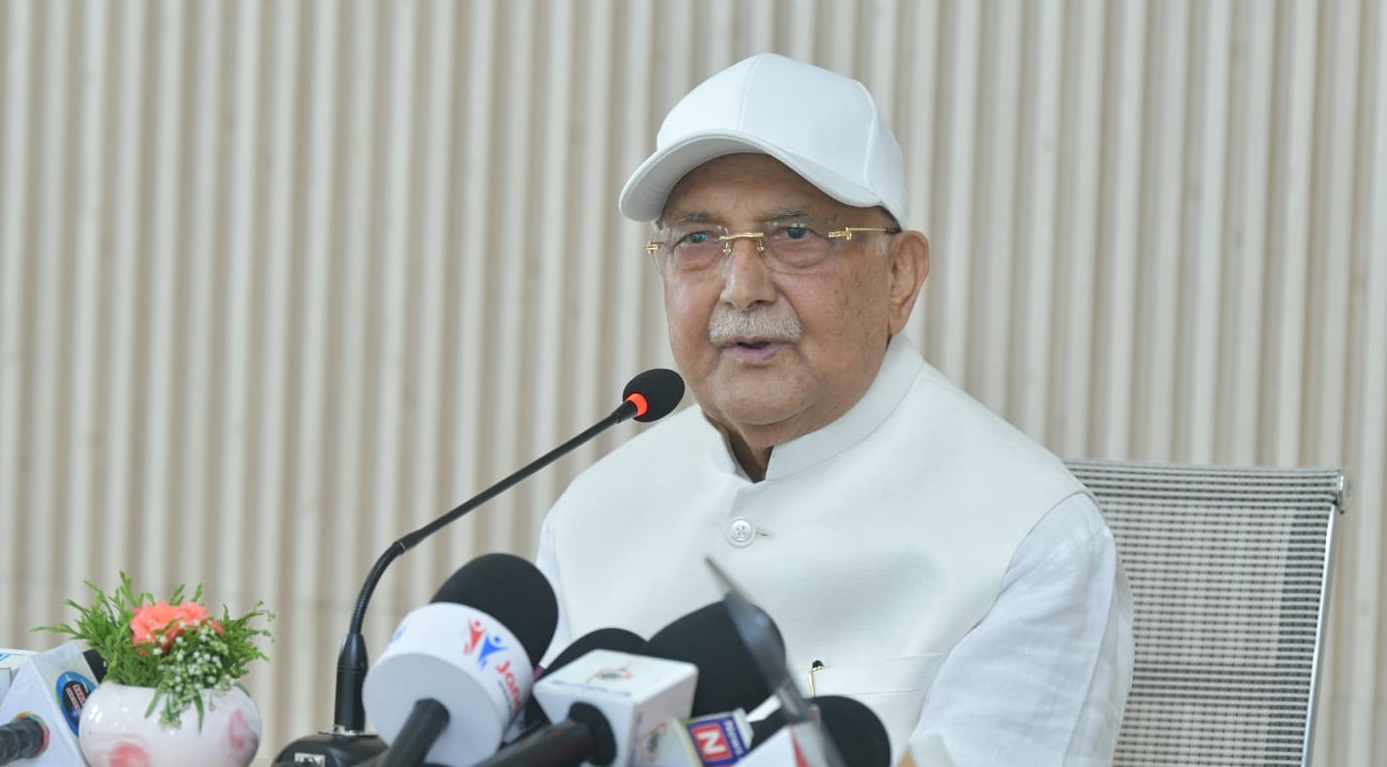 पत्रकारसँग रिसाए ओली, भने– 'प्रश्न सोध्नुअघि र प्रकाशित गर्नुअघि अनुमति लिनुपर्छ'