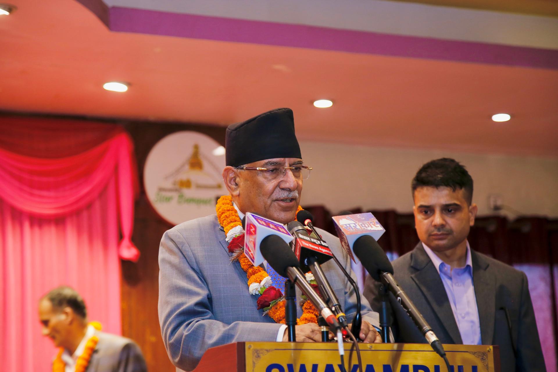 संघीय निजामती सेवा ऐनमा एमालेको षड्यन्त्र, छानबिनमा प्रधानमन्त्री ओलीपनि पर्नुपर्छ: प्रचण्ड
