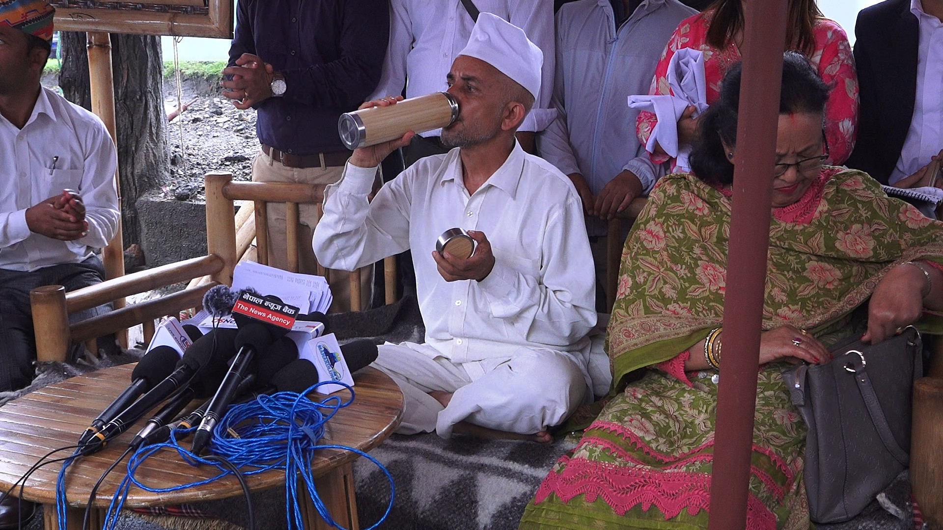 १६ बुँदे सहमतिसँगै मेयर भट्टराईको अनशन तोडियो