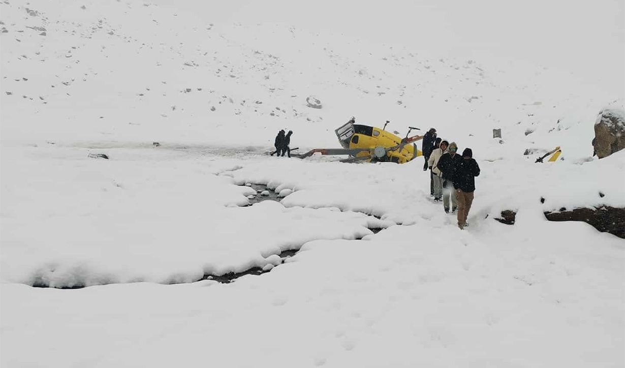 सोलुखुम्बुको लोबुचेमा अल्टिच्युट एयरको हेलिकोप्टर दुर्घटना