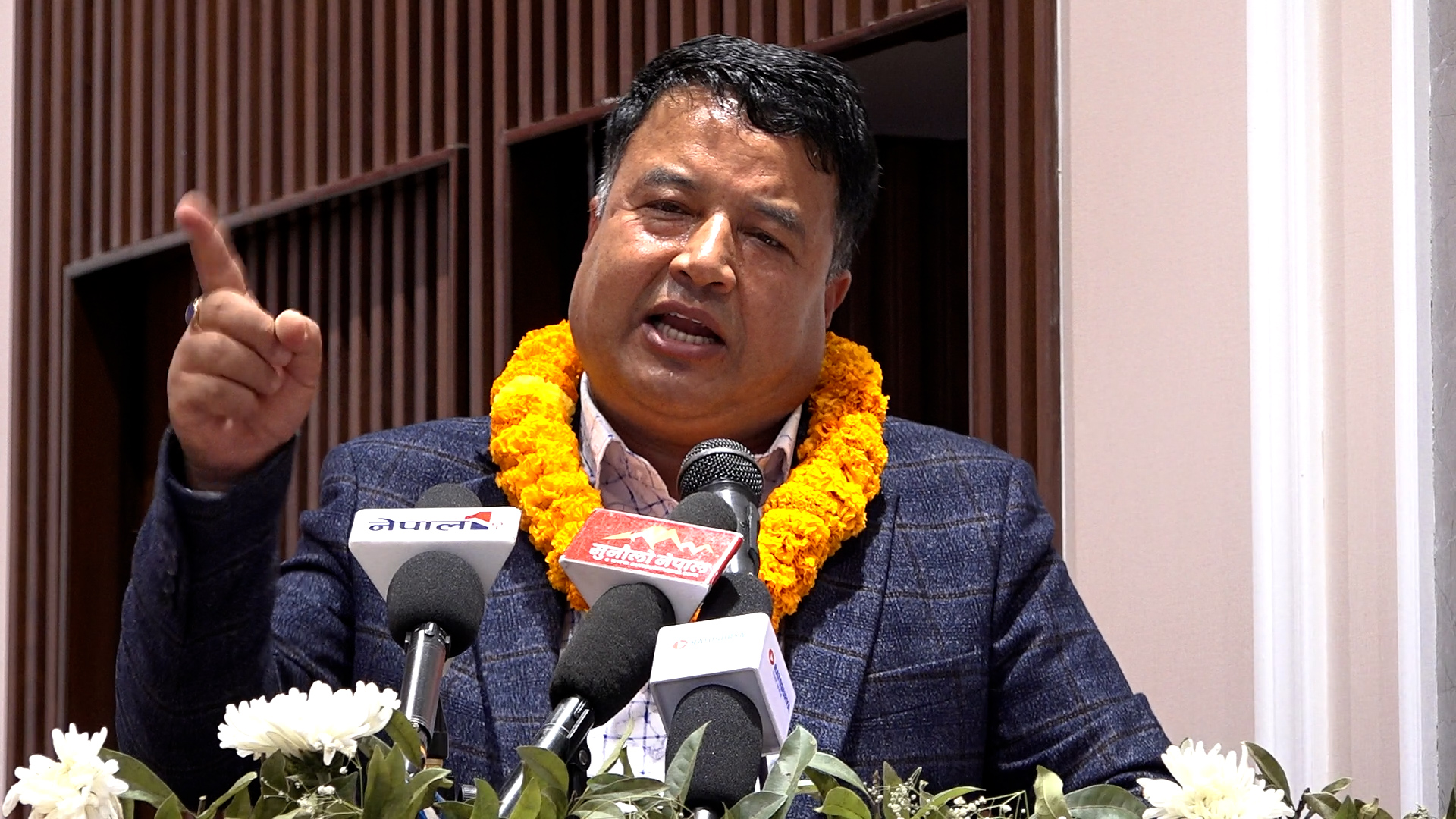 देशको हरेक स्टेपमा एमाले र ओलीको याद आउन थालेको छ : महेश बस्नेत