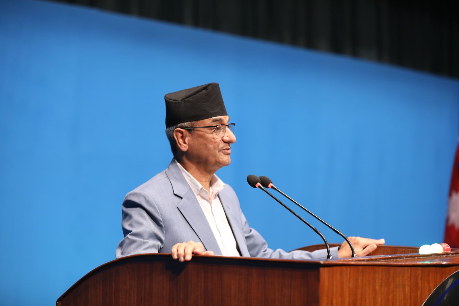 नेपाल नागरिकता विधेयकले आमाको पनि बंश कायम हुन्छ :  गृहमन्त्री लेखक