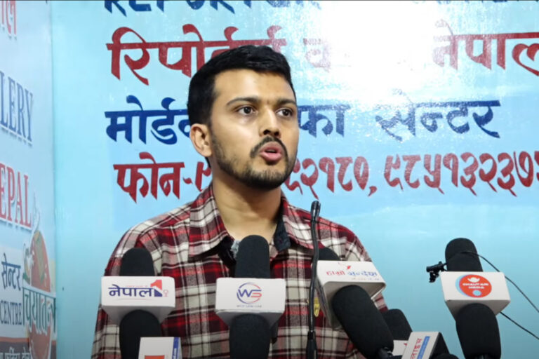 प्रहरीद्वारा लिङ्देनका स्वकीय सचिव खडायतविरुद्धको किटानी जाहेरी लिन अस्वीकार, अनशन बस्ने गैरेको चेतावनी