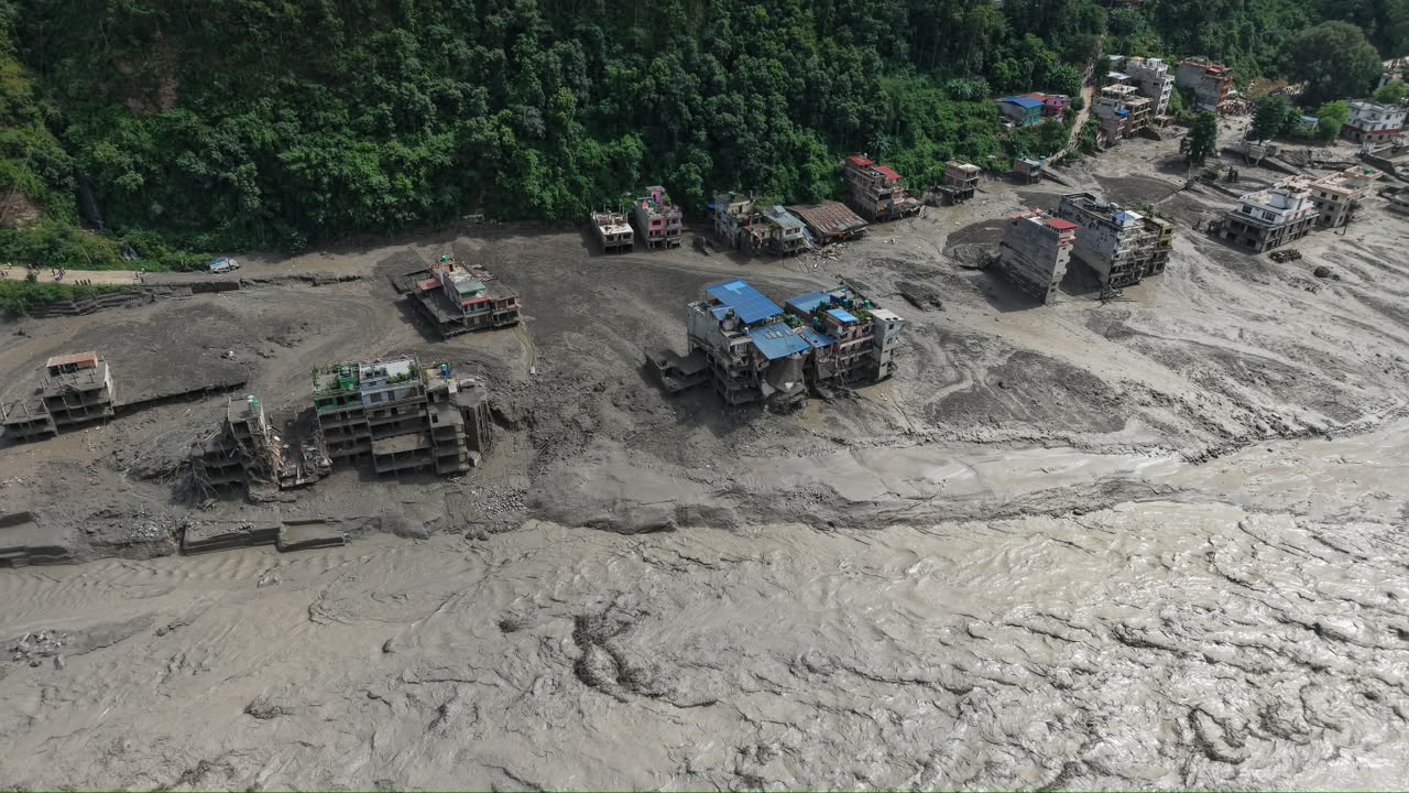 भोटेकोसी बाढीमा बेपत्ताको संख्या करिब ५ हजार पुग्यो