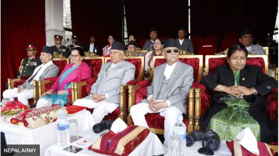 देश कसले चलाइरहेको छ, राजनीतिक नेताहरू कहाँ छन्?