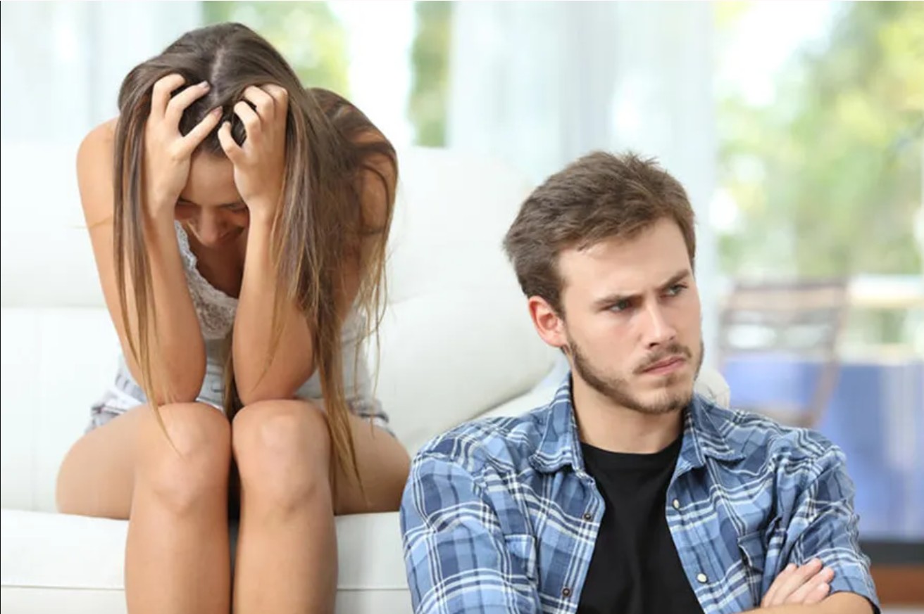 किन सन्तान जन्मेपछि श्रीमान् र श्रीमतीबीच सम्बन्धमा चिसोपना आउँछ ?