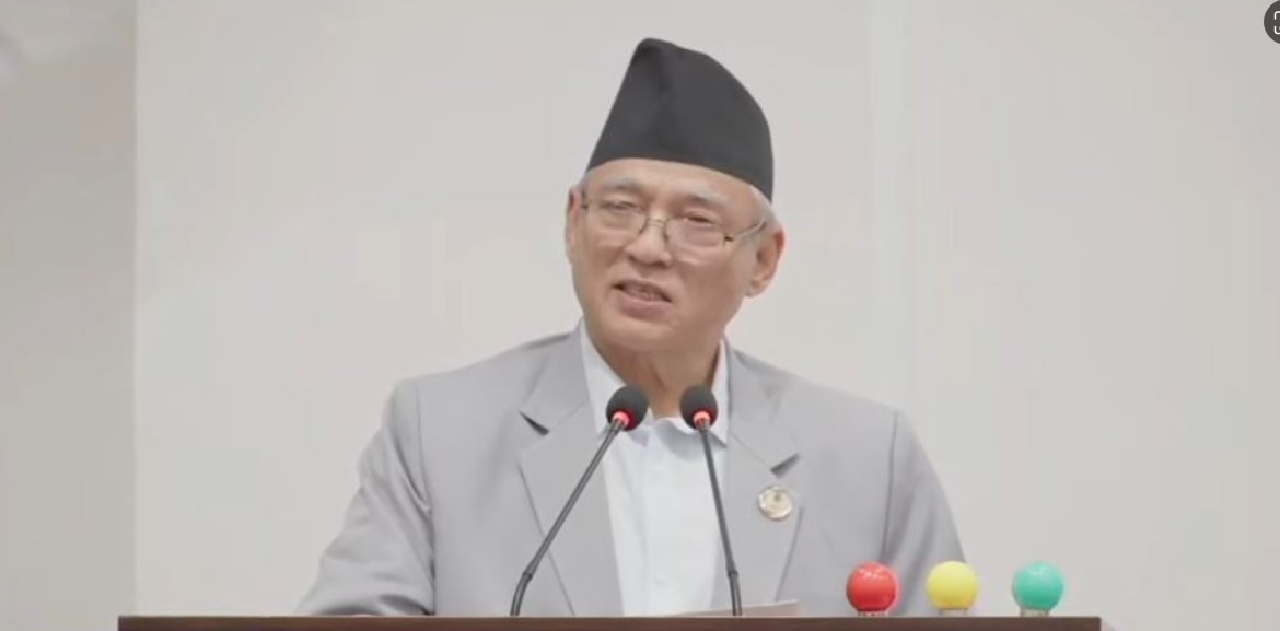 संसदीय दलको नेता चयन र नेता थापाको अभिव्यक्तिले एमालेमा विवाद