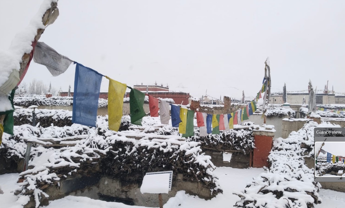 माथिल्लो मुस्ताङ र मुक्तिक्षेत्रमा हिमपात