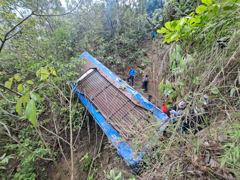 अर्घाखाँचीमा भएको बस दुर्घटनामा मृत्यु हुनेको सङ्ख्या चार, सत्ताइस जना घाइते
