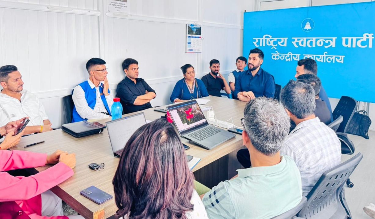 भोटेकोशी विपद्: खोजी र राहतमा जुट्न रास्वपाका सबै निकायलाई सभापति लामिछानेको निर्देशन