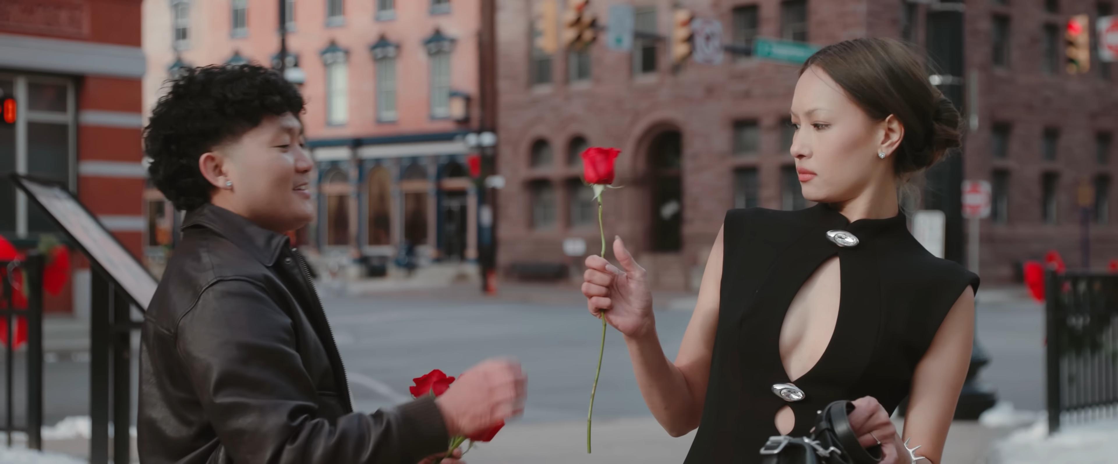 भ्यालेन्टाइन्सको अवसर पारेर आयुषले ल्याए "कान्छी"