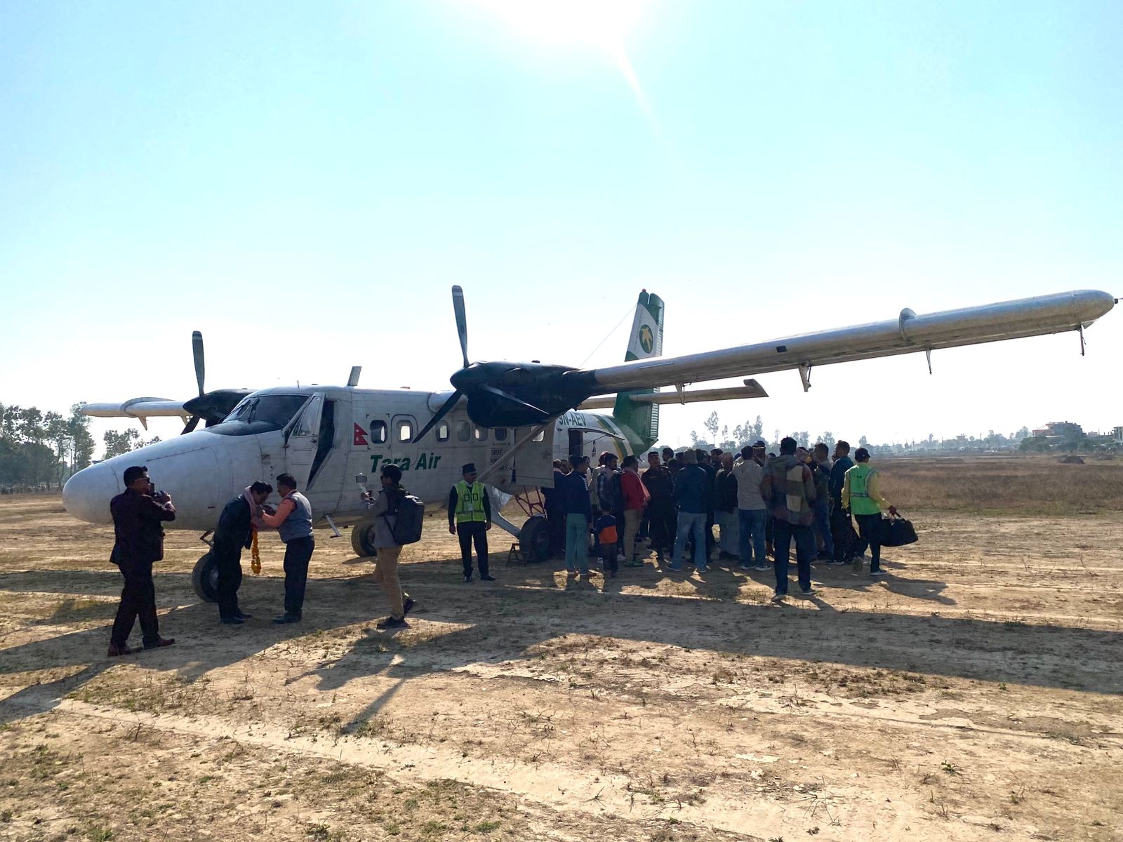 २७ वर्षपछि सञ्चालनमा आएको टीकापुर विमानस्थलबाट सातामा दुई उडान