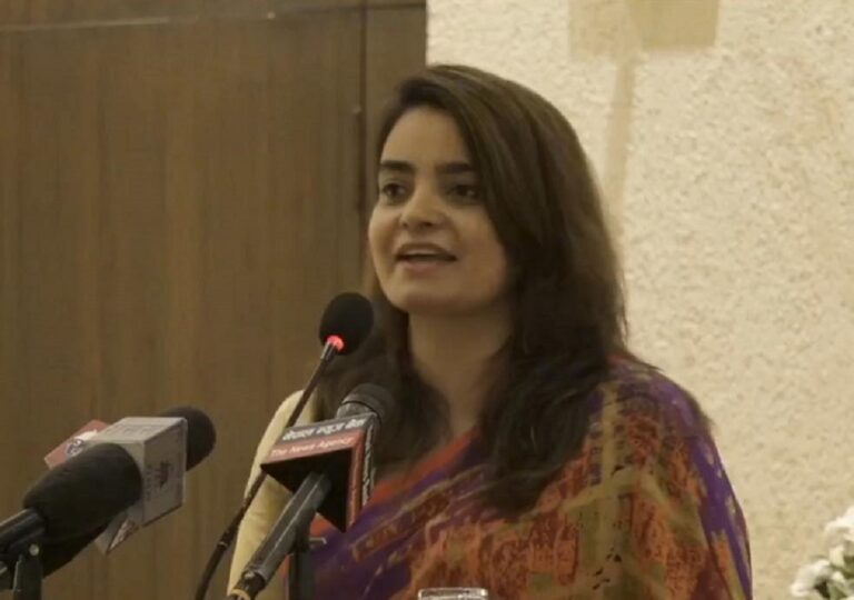 उषाकिरणको गुनासोः एमालेलाई नैतिक समर्थन पनि गर्न नसकिने तहसम्म पुर्‍याउने रहेछन्