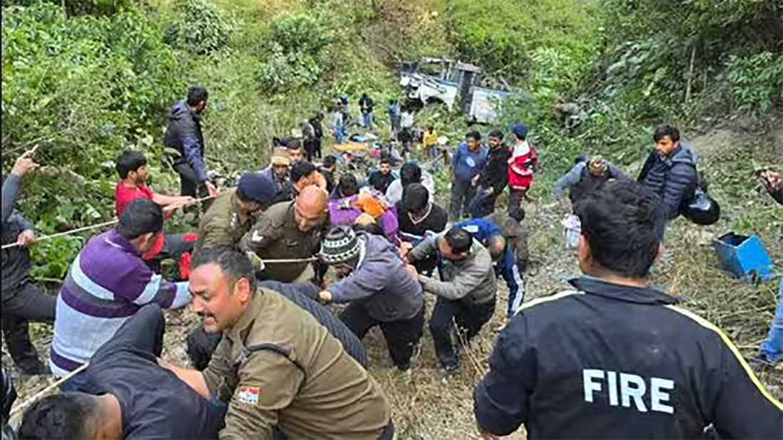 बस दुर्घटना हुँदा चारजनाको मृत्यु, २६ घाइते