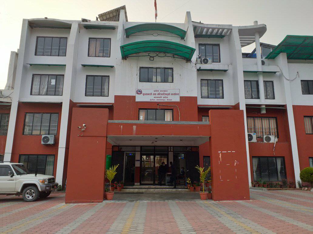 बागमती प्रदेशमा मन्त्रालयको संख्या १४ बाट घटाएर ८ मा झारियो: साउन १ देखि लागू हुने, वार्षिक ५ अर्ब जोगिने