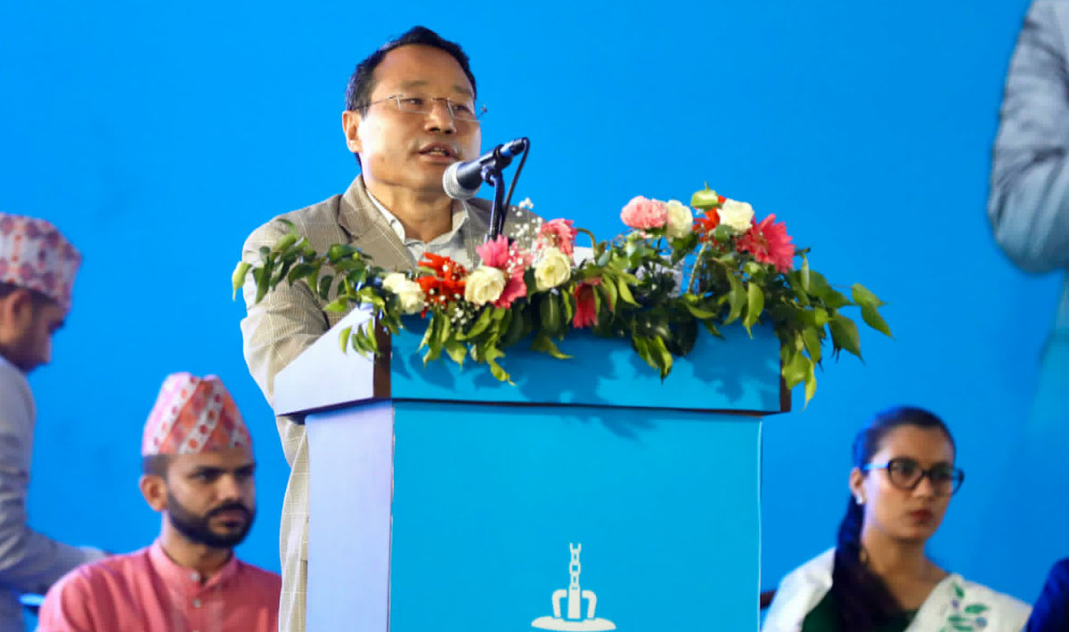 रास्वपालाई वर्षमान पुनको सुझाव: ‘संविधान र सामाजिक न्यायप्रति प्रतिबद्धता बलियो बनाउनुस्, बहुमतले विनम्रता सिकोस्’