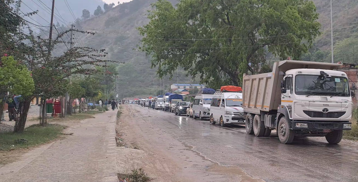 लेदो पन्छाएपछि बीपी राजमार्ग सञ्चालन