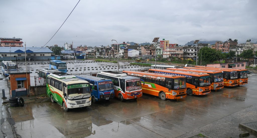 बिहीबारदेखि टाढा र रातिको यात्रा नगर्न यातायात व्यवसायीको आह्वान