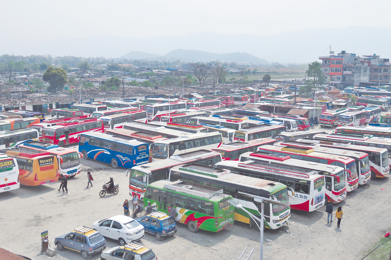 भाडा नबढाए देशभरका गाडी ठप्प पार्ने यातायात व्यवसायीको चेतावनी