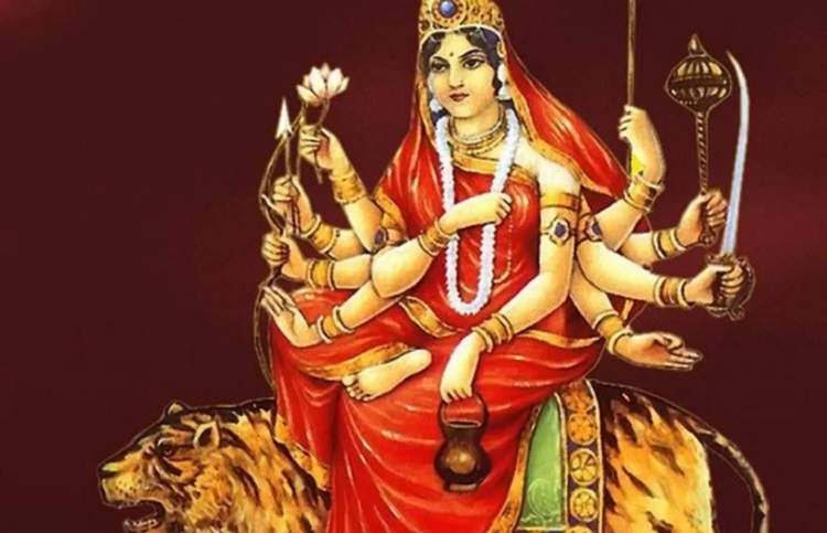 आश्विन शुक्ल तृतीयाः चन्द्रघण्टा देवीको साधना हुँदै