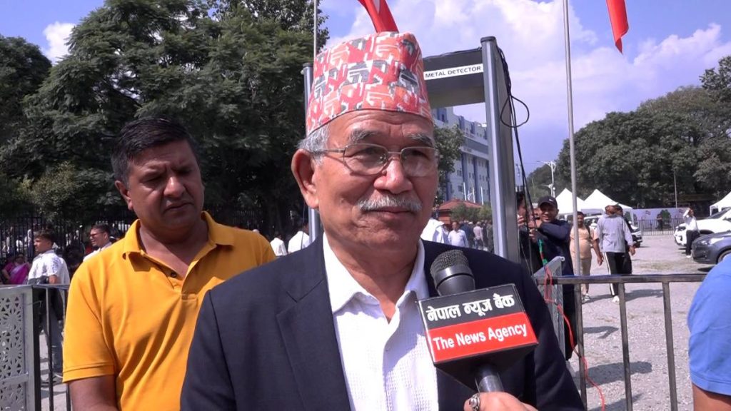 कांग्रेस विभाजन रोक्नु मेरो प्रमुख दायित्व : चिरीबाबु महर्जन