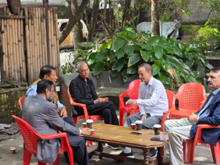 चाक्सीबारीमा भेला भए कांग्रेसका पाँच नेता, भावी रणनीति तय गर्ने
