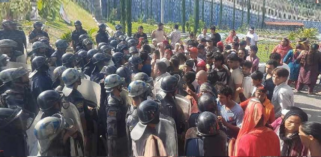 चिकित्सकको लापरबाहीले सुत्केरीको मृत्यु, कर्णाली प्रदेश अस्पताल तनावग्रस्त