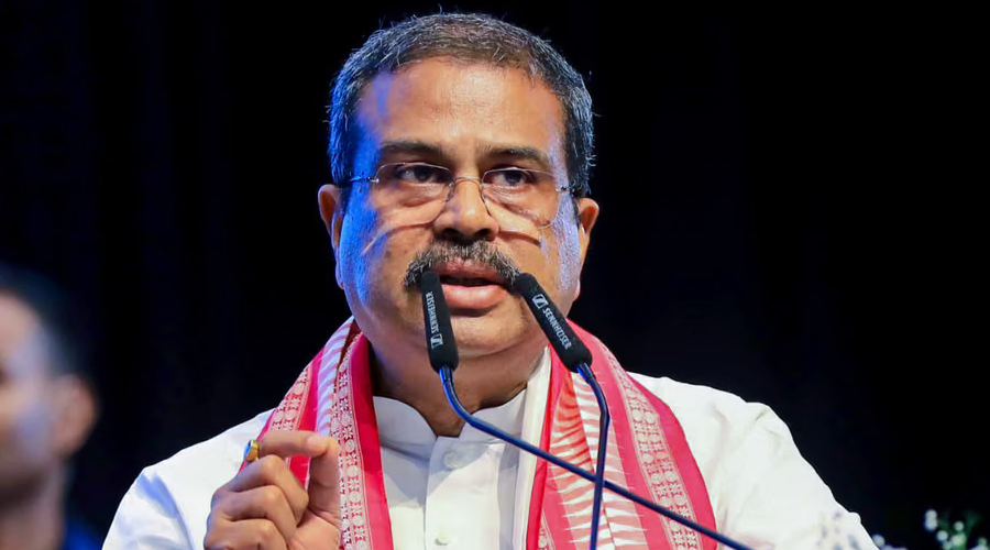 अन्ततः भारतका शिक्षामन्त्री धर्मेन्द्र प्रधानले दिए राजीनामा