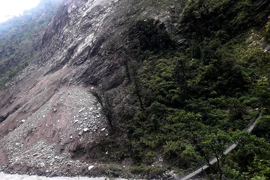 गोरखामा पहिरो, कालीगण्डकी थुनिएको हल्लाबारे के भन्छ जिल्ला प्रशासन कार्यालय ?