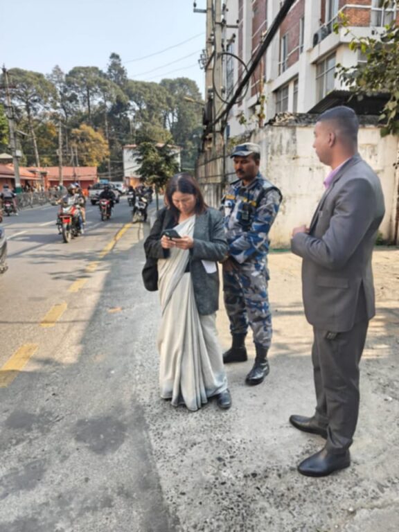 कार्यकाल सकिएपछि उपसभामुख रानाले संसद् सचिवालयलाई बुझाइन् गाडी