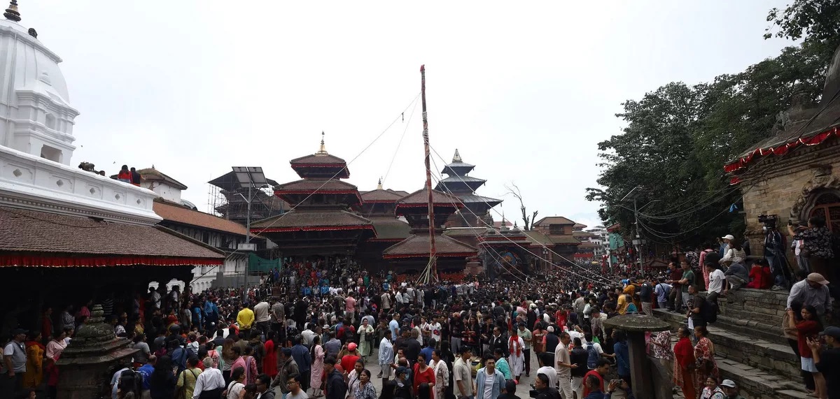 इन्द्रजात्रा औपचारिक रूपमा सुरु, हनुमानढोकामा उठाइयो लिंगो