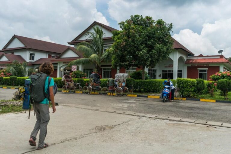 पूर्वीनाका काँकडभिट्टाबाट सात हजार ६४२ पर्यटक भित्रिए