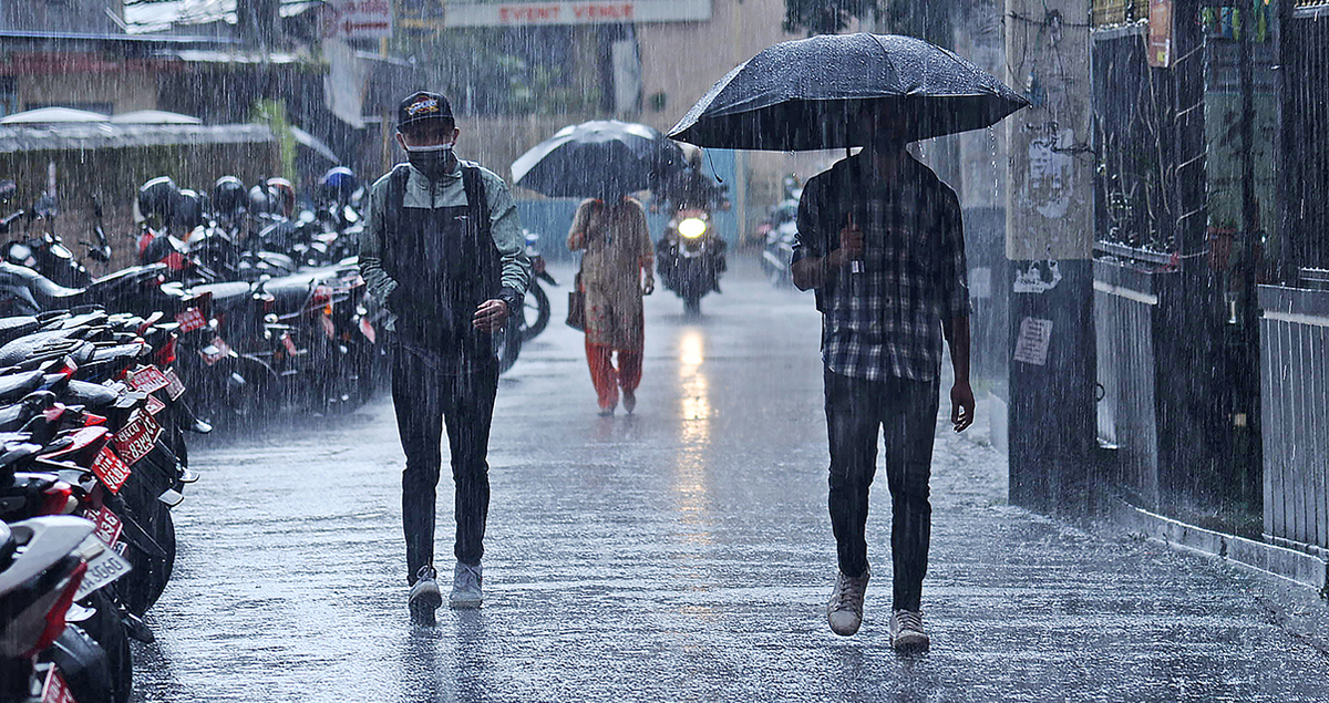 आजदेखि देशभर भारी वर्षा, कहाँ- कहाँ पर्दैछ ठूलो पानी ?