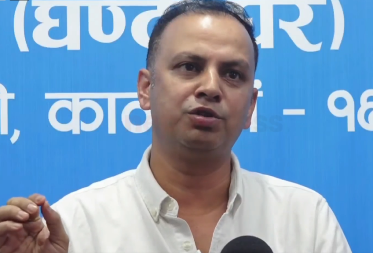रास्वपा महाधिवेशन: ५ वर्ष मन्त्री नबन्ने मनिष झाको घोषणा, गुटबन्दी गर्नेहरूलाई कारबाही गर्न रविलाई आग्रह