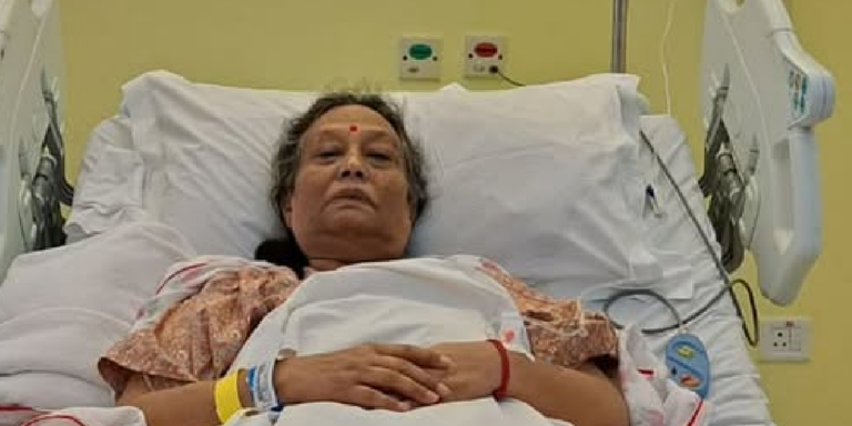 एमाले नेता ईश्वर पोखरेलकी श्रीमती मिरालाई क्यान्सर, भारतको मेदान्त अस्पतालमा उपचार जारी